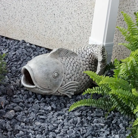 Resin Fish Statue Garden Decor - Classic Animal Drainage Gutter Extender & Splash Block, 3.1x3.2 Inch Outdoor Water Flow Divider for Easter, Yard, Patio, and Garden Decoration, Detailed Scale Texture